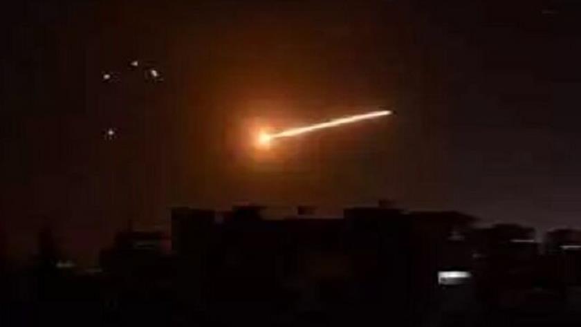 Iranpress: Air defense systems activated in Tabriz, northwestern Iran