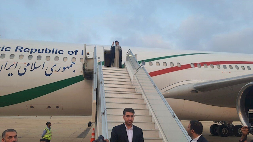 Iranpress: Raisi Continues South Asia Tour, Heads to Sri Lanka from Pakistan