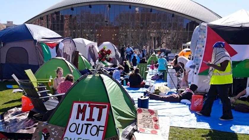 Iranpress: Gaza demonstrators at New School in US threatened with suspension as protests grow