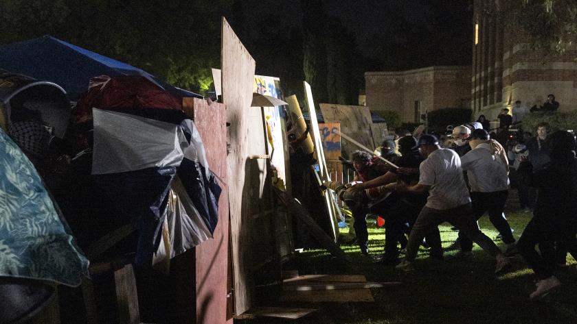 Iranpress: Pro-Zionist vigilante group attack UCLA pro-Palestinian protest