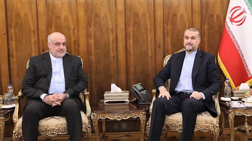 Iranpress: Iran uges consensus on Lebanon Presidential election 