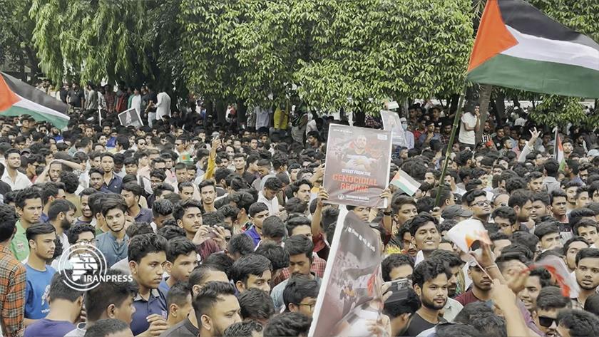 Iranpress: Bangladeshi students march in support of Palestine