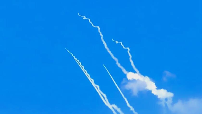 Iranpress: 55 missiles, rockets fired from Lebanon at northern occupied Palestine