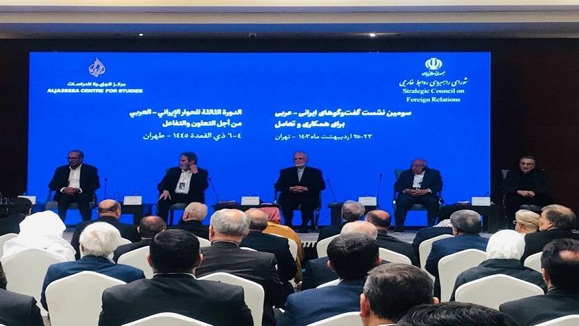 Iranpress: Commentary: Iran emphasizes ties with regional states