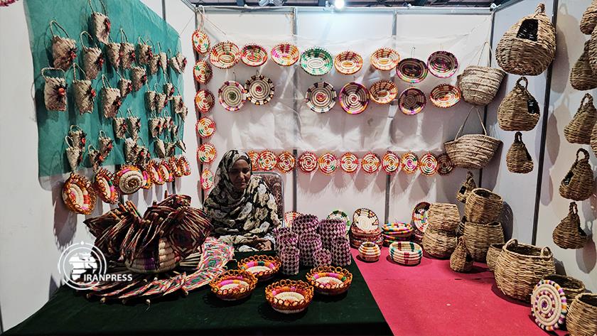 Iranpress: 15th National Handicrafts Exhibition held in Iran Yazd