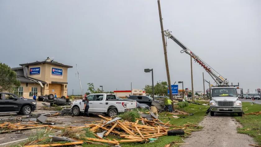 Iranpress: At least 11 People Killed In US Tornadoes, Storms