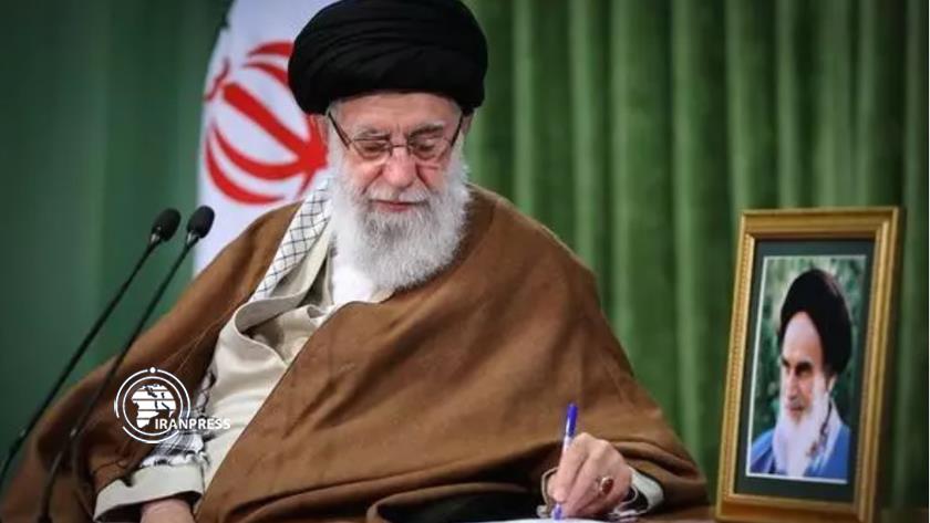 Iranpress: Leader to US student: You Are Standing on Right Side of History