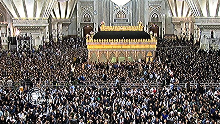 Iranpress: Tehran; ceremony on demise anniv. of Imam Khomeini kicks off