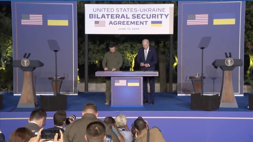 Iranpress: US, Ukraine Sign 10-Year Security Pact at G7 meeting