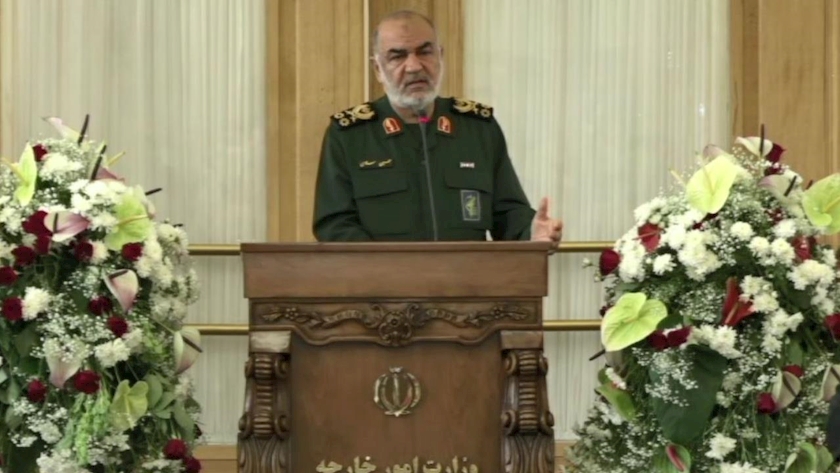 Iranpress: IRGC Chief: Amir-Abdollahian perfect character, role model in Iran
