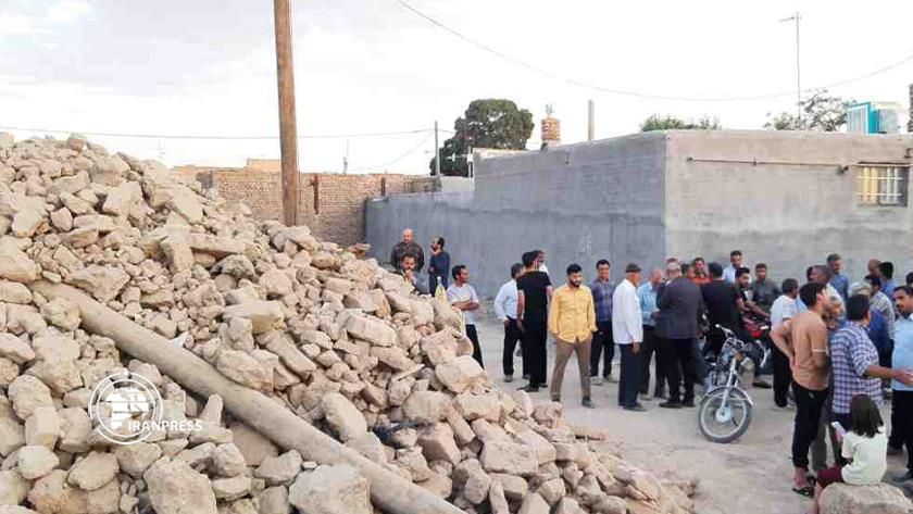 Iranpress: 4 Killed, 120 Injured; Damages of Five-Magnitude Earthquake in Kashmar 