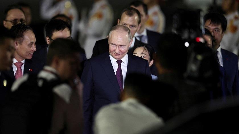Iranpress: Russian President Arrives in Vietnam For State Visit Amid US Condemnation 