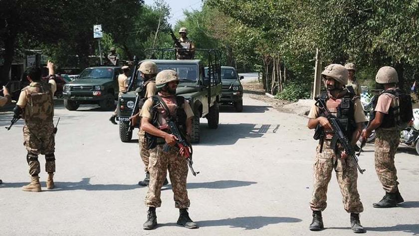 Iranpress: Five Security Forces Killed in Landmine Blast in Pakistan