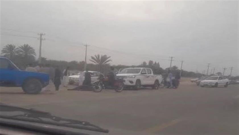 Iranpress: Anonymous Gunmen Shoot at Ballot Box in Southeastern Iran