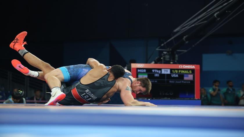 Iranpress: Iranian Wrestlers Step in at Paris Olympics 2024 for Medals