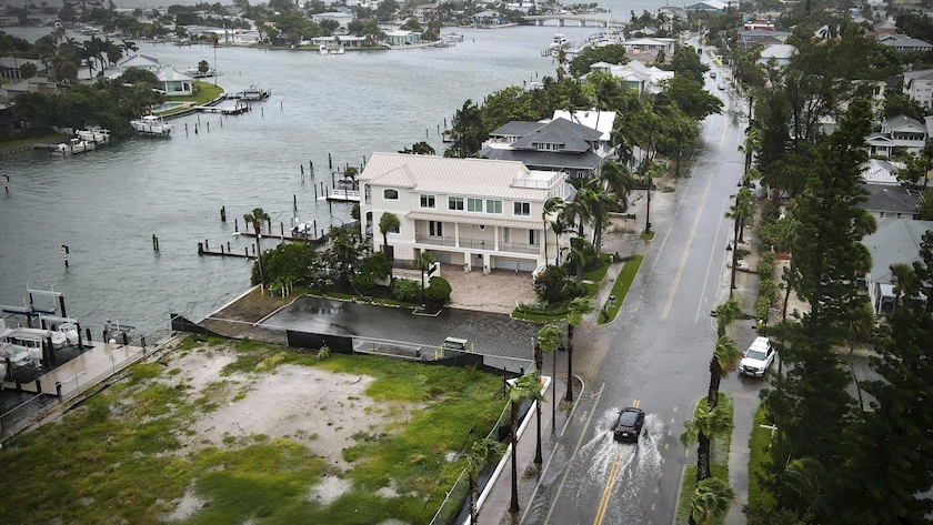 Iranpress: Tropical Storm Debby Kills Five in South-Eastern US