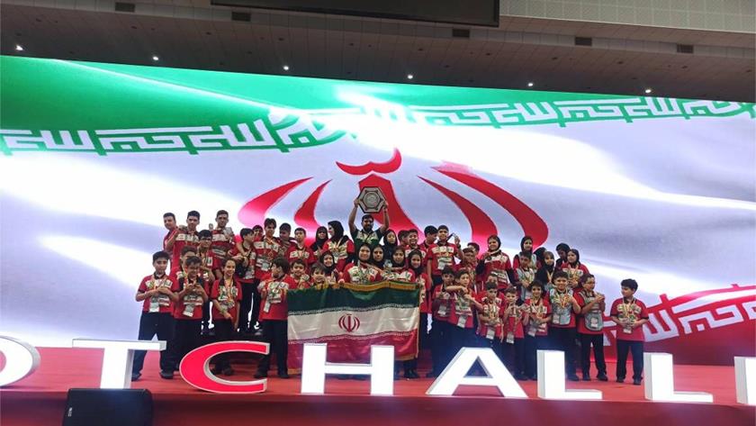 Iranpress: Iranian Student Robotics Team Wins World Runner-Up Title