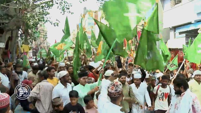 Iranpress: Muslims in India Celebrate Prophet