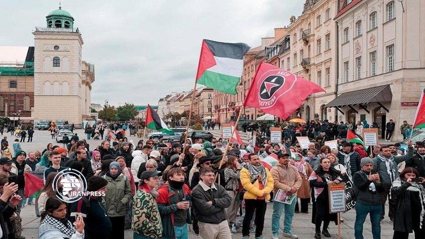 Iranpress: Anti Israeli Demonstration Held in Warsaw