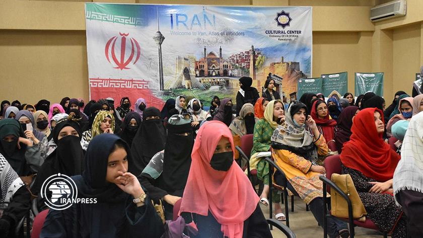 Iranpress: Iranian Women Honoured in The Voice of Empowered Women Exhibition in Pakistan