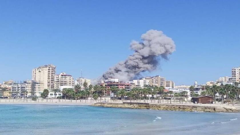 Iranpress: Tyre, Baalbak in Southern Lebanon Under continous Israeli Airstrikes