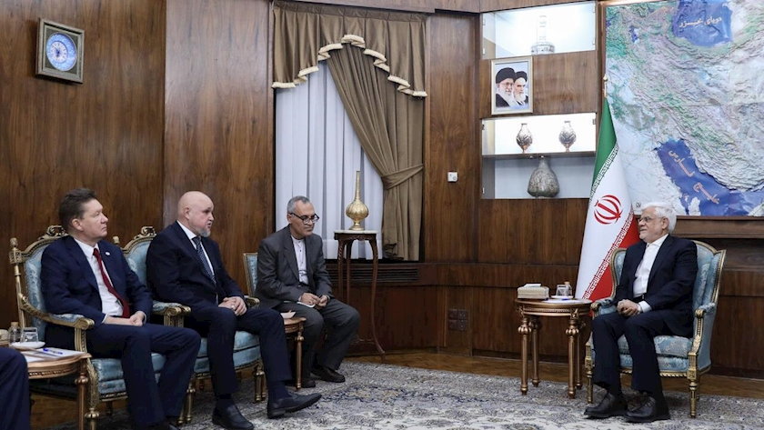 Iranpress: Iran, Russia Committed to Top-Level Relations: Aref