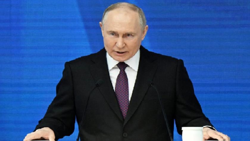 Iranpress: Putin: Oreshnik Missile System Cutting-edge Innovation by Russia