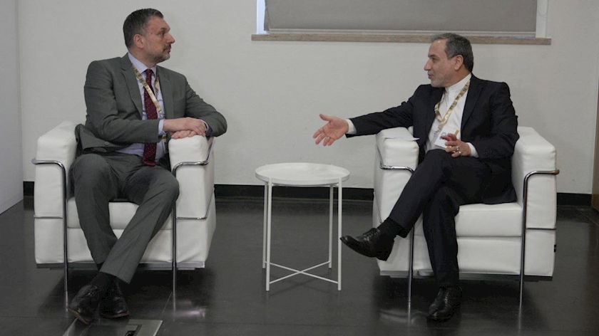 Iranpress: Iranian, Bosnian Foreign Ministers Meet on the Sidelines of UN Forum in Portugal