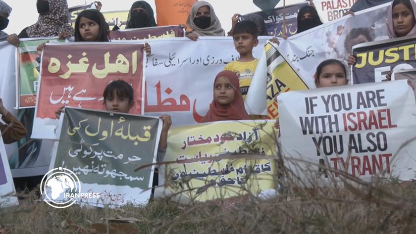 Iranpress: Demonstrators in Pakistan Demand Ceasefire in Gaza 
