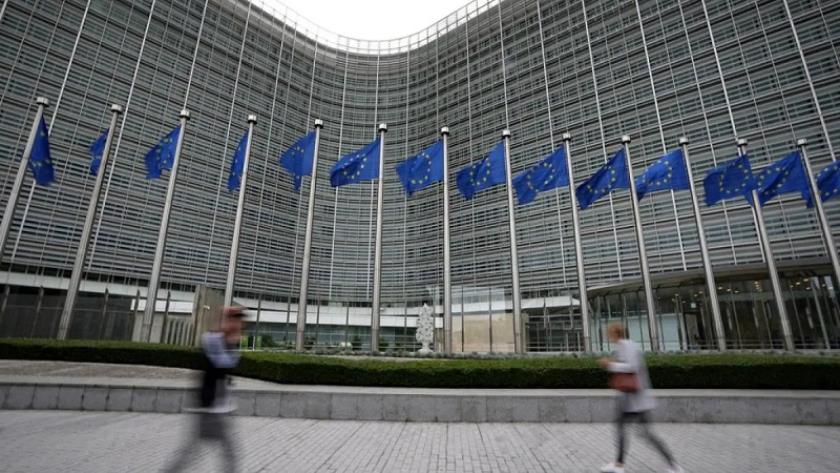 Iranpress: EU Considers Establishing Joint Defense Fund 