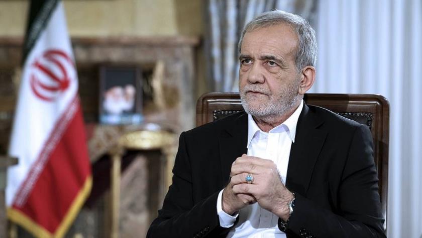 Iranpress: Iran-U.S. Talks Proceeding Normally, Says President Pezeshkian 