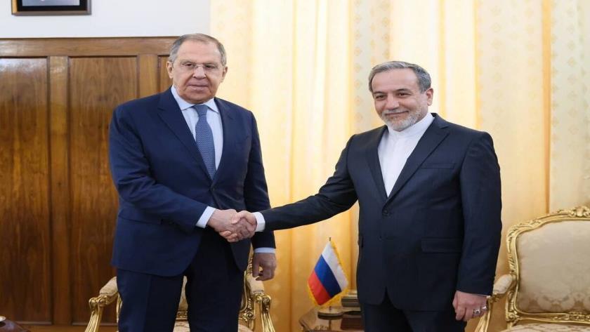 Iranpress: Iran’s Top Diplomat Heads to Moscow with Message from Leader 
