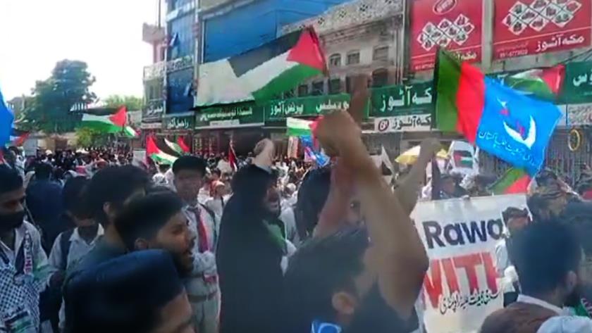 Iranpress:  Rawalpindi Students Lead Powerful March Against Israeli Atrocities