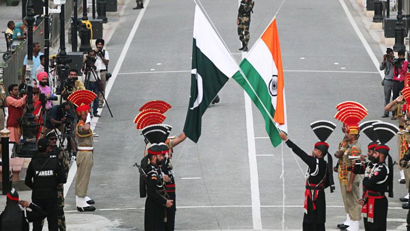 Iranpress: Iran Offers to Mediate Between India, Pakistan