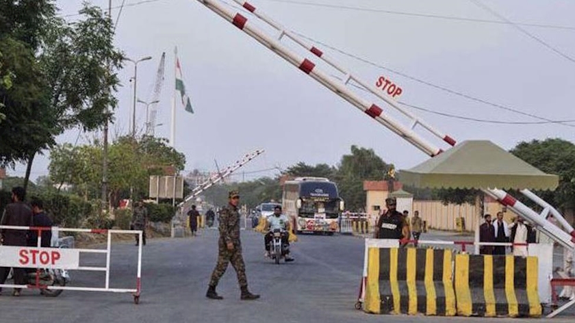 Iranpress: India, Pakistan Exchange Border Fire Amid Soaring Tensions 