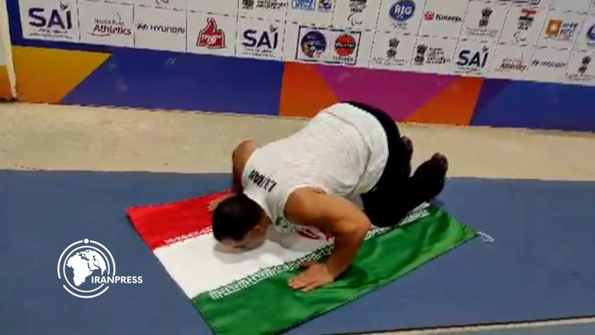 Iranpress: Golden Night For Iranian Athletes in Delhi