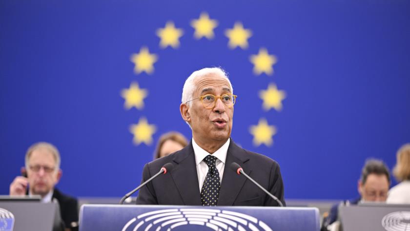 Iranpress: European Council Warns U.S. Against Meddling in Europe’s Politics