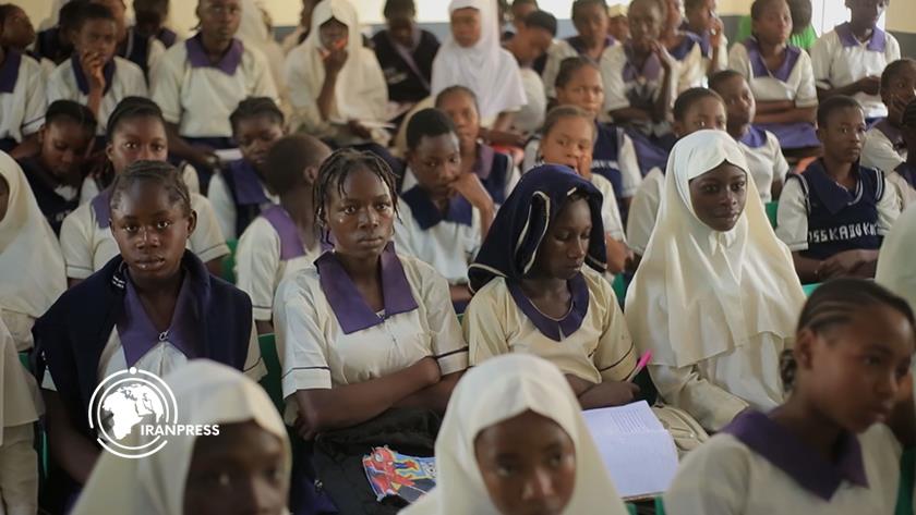 Iranpress: Iranian Consulate Promotes Health, Donates Study Materials to Nigerian Girls