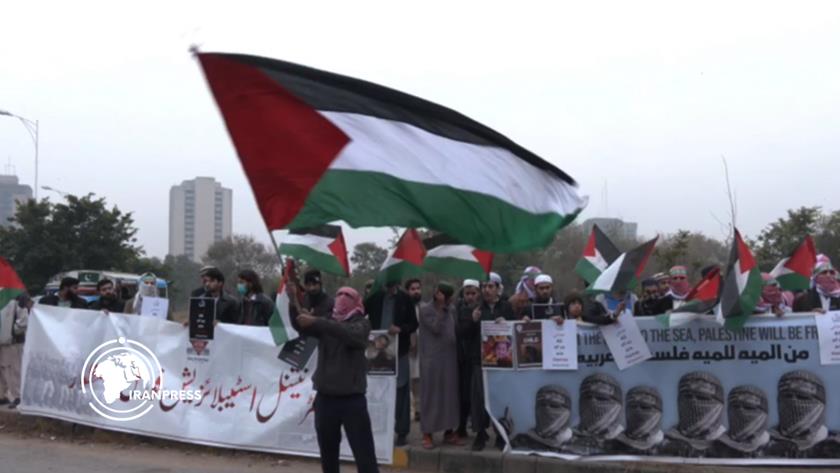 Iranpress: Pakistani Students Honor Martyr Abu Ubaidah in Pro-Palestine Rally