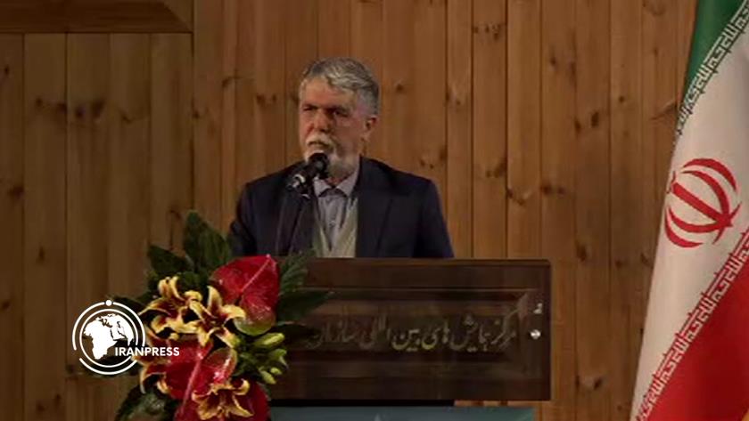 Iranpress: Eighteenth Edition of Jalal Al-e Ahmad Literary Prize Concludes