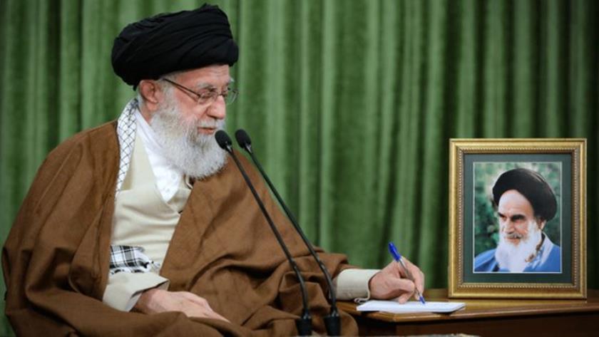 Iranpress: Leader Hails Historic Nationwide Rallies, Warns U.S. Against Deception 