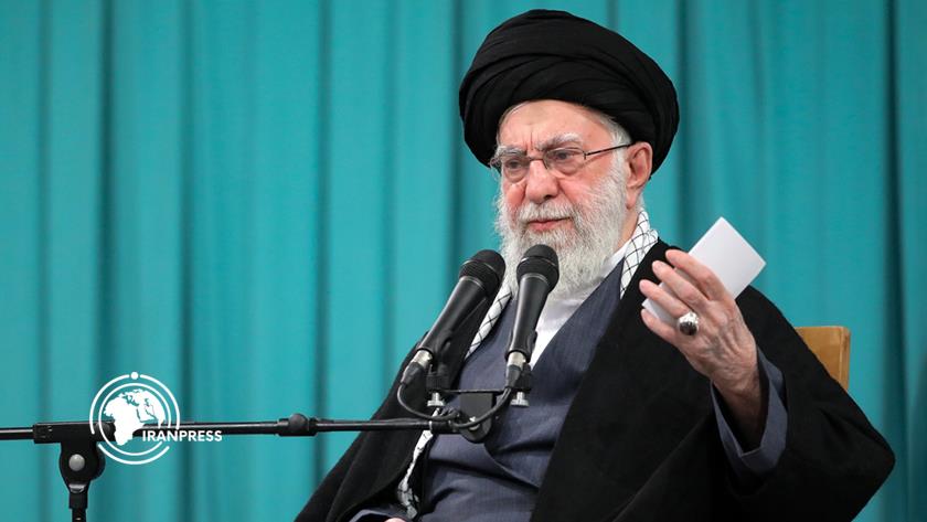 Iranpress: Leader: Iranian Nation Consider U.S. Guilty for Damage, Casualties in Recent Riots