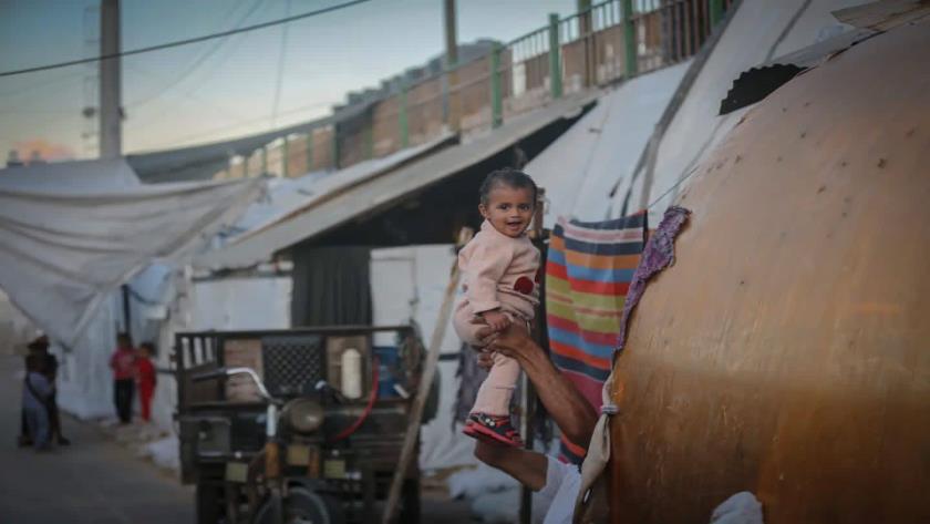 Iranpress: Gazan Children Suffer Intensifying Human Crisis