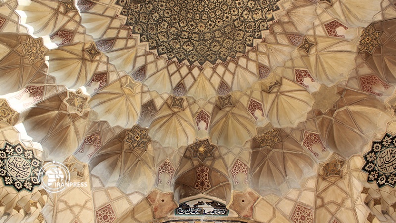 Iranpress: Le caravansérail de Ganjali_Khan; Le joyau du tourisme et de l