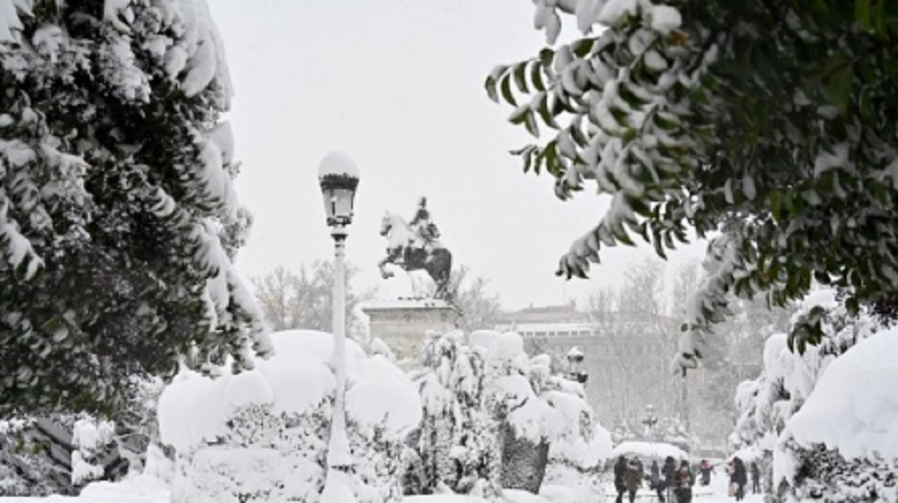Iranpress: La neige la plus lourde depuis un demi-siècle en Espagne