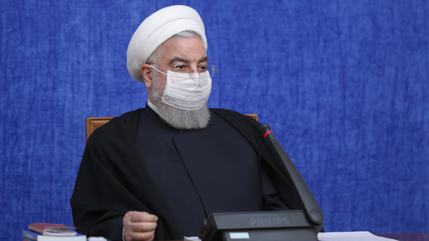 Iranpress: Obstruction américaine raison du retard de la vaccination Corona en Iran: Rohani