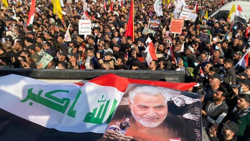 Iranpress: Commémoration du deuxième anniversaire du martyr Sardar Soleimani à Karbala, en Irak