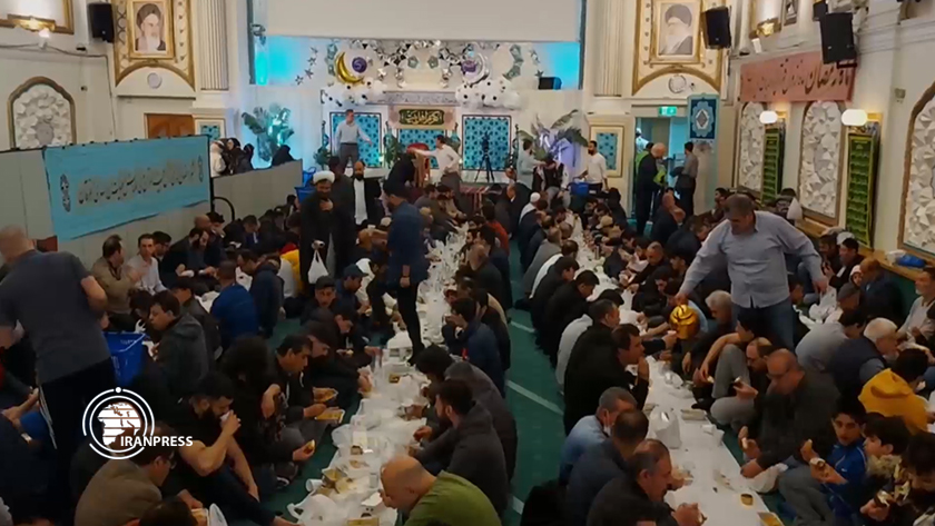 Iranpress: Le centre islamique britannique accueille des jeûneurs à la veille des nuits de Ghadr