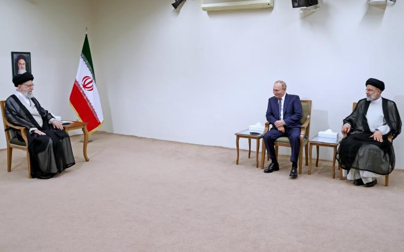 Iranpress: Iran: Les américains doivent être expulsés de l