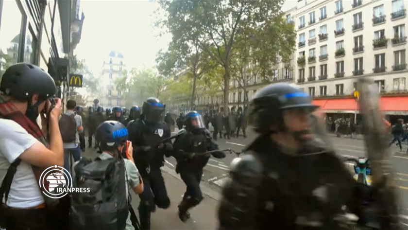 Iranpress: Brutalités policières françaises avec des manifestants à haute énergie